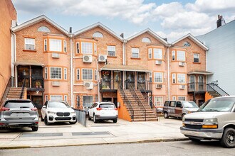 290 Cornelia St in Brooklyn, NY - Foto de edificio - Building Photo