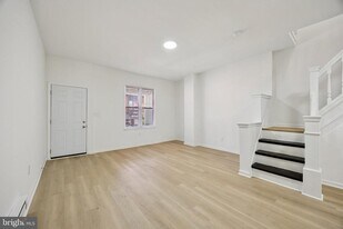 278 S 60th St in Philadelphia, PA - Building Photo