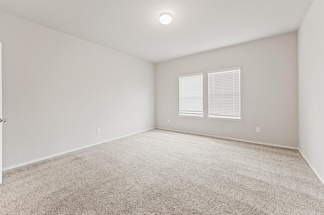 21143 Waze Lewis Dr in Roman Forest, TX - Building Photo - Building Photo