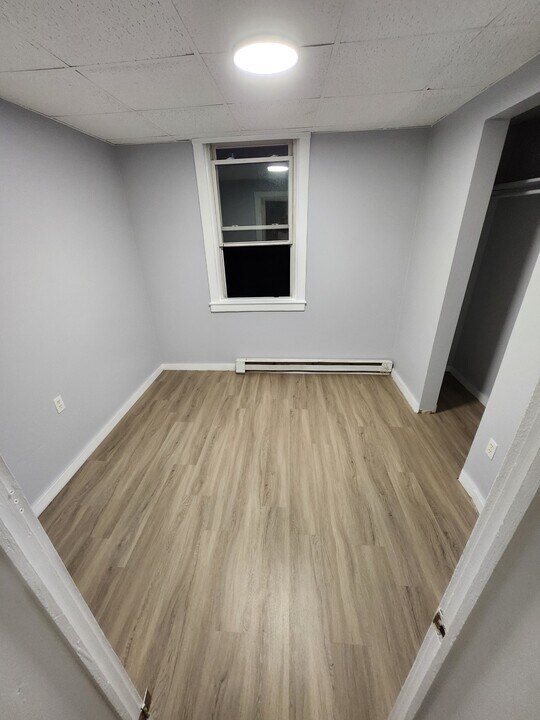 70 Dana Ave, Unit Apartment #1 in Albany, NY - Building Photo