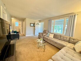 1124 Iron Mill Rd in Baskerville, VA - Building Photo