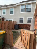 31a 11th St in Shalimar, FL - Building Photo