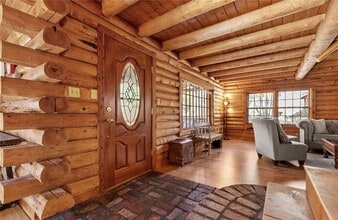 15921 Wildwood Dr in Pine Mountain Club, CA - Building Photo - Building Photo