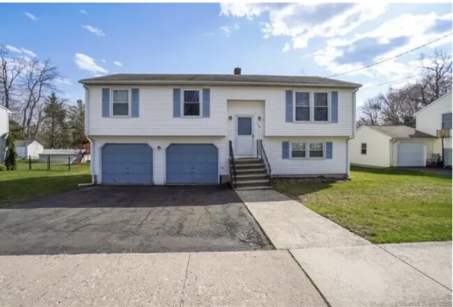 149 Tanglewood Dr in Hamden, CT - Building Photo - Building Photo