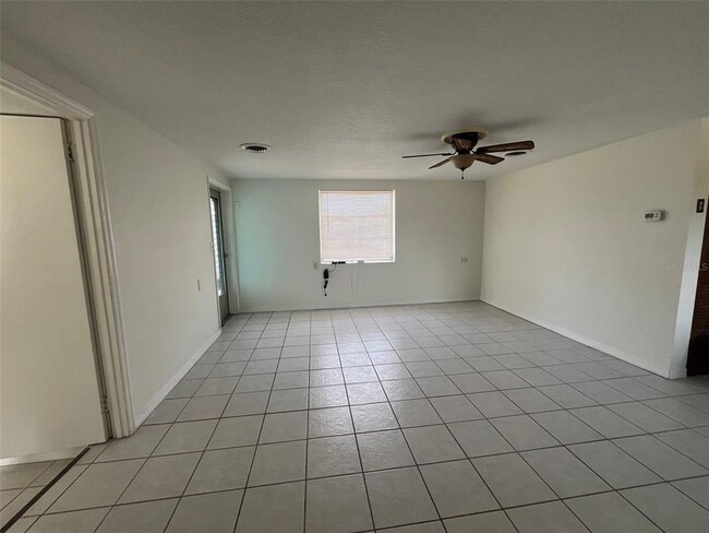 1155 Brown St in Englewood, FL - Building Photo - Building Photo