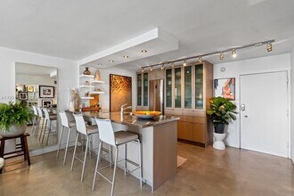 5 Island Ave in Miami Beach, FL - Building Photo - Building Photo