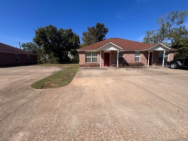 1863 Brazil Ave in Fort Smith, AR - Building Photo - Building Photo