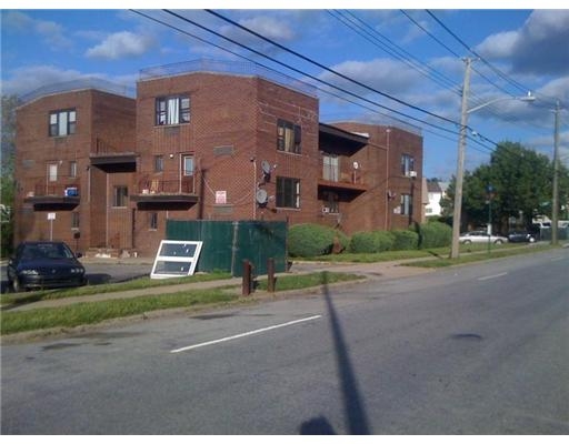 20 Lambert St in Staten Island, NY - Building Photo