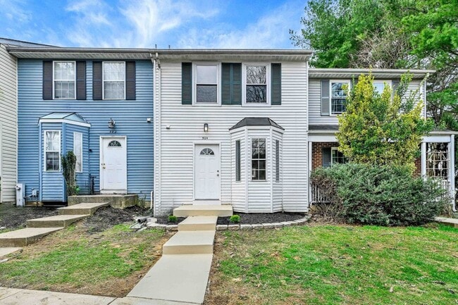 property at 504 Park Manor Cir