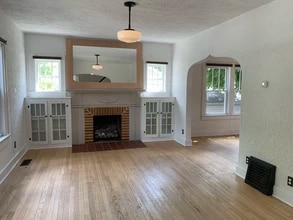 612 S Grant St in Bloomington, IN - Building Photo - Building Photo