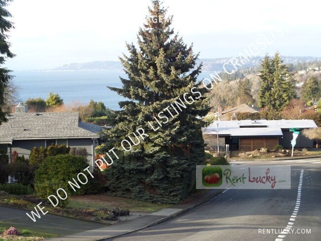 property at 28844 11th Ave S