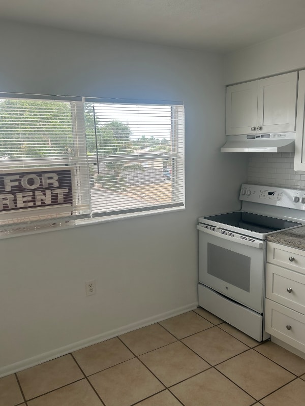 125 Cleveland Ave in Cocoa Beach, FL - Building Photo - Building Photo