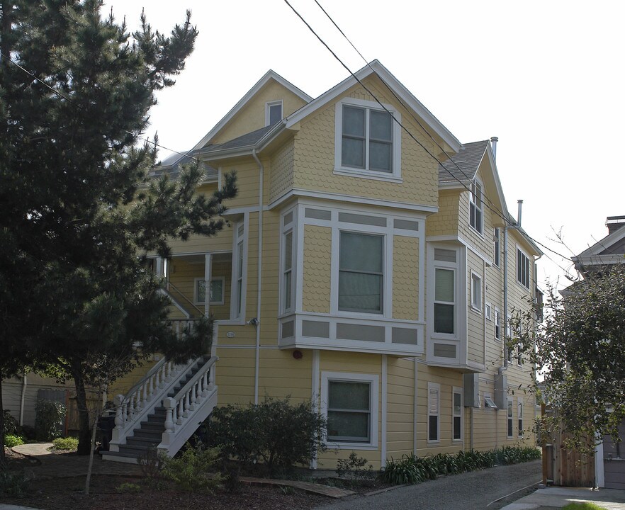 2228 San Jose Ave in Alameda, CA - Building Photo