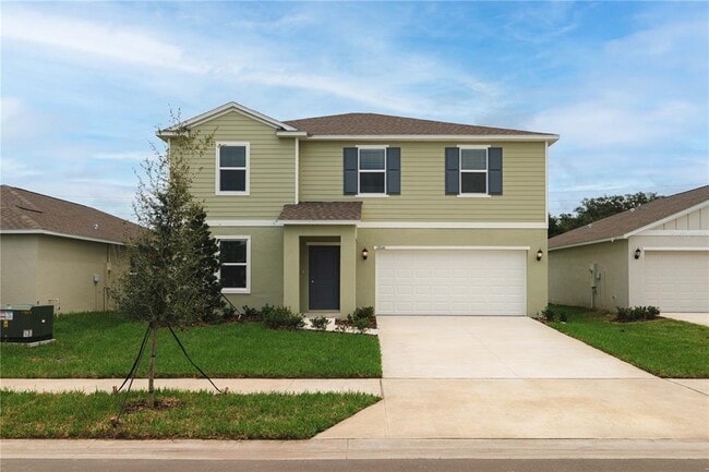 12046 Brae Wy in Dade City, FL - Building Photo - Building Photo