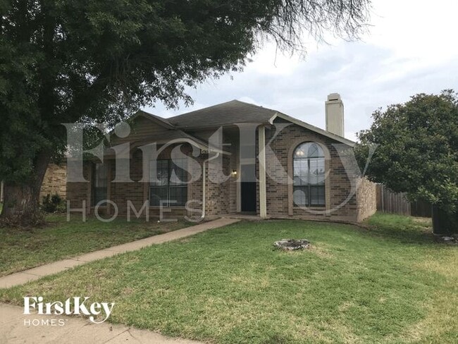 property at 4368 Saugus Dr