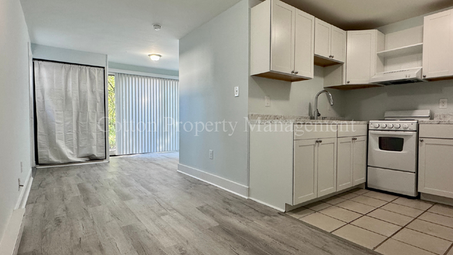 3802 Peachtree Ave in Wilmington, NC - Building Photo - Building Photo