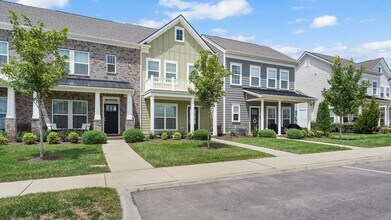 2009 Serenity St in Spring Hill, TN - Building Photo - Building Photo