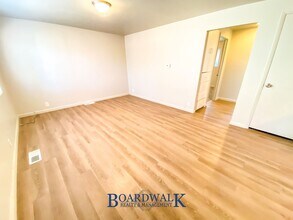 253 E Crestone Ave in South Salt Lake, UT - Building Photo - Building Photo