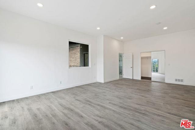 property at 5310 Medina Rd