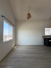 911 N Beaudry Ave in Los Angeles, CA - Foto de edificio - Building Photo