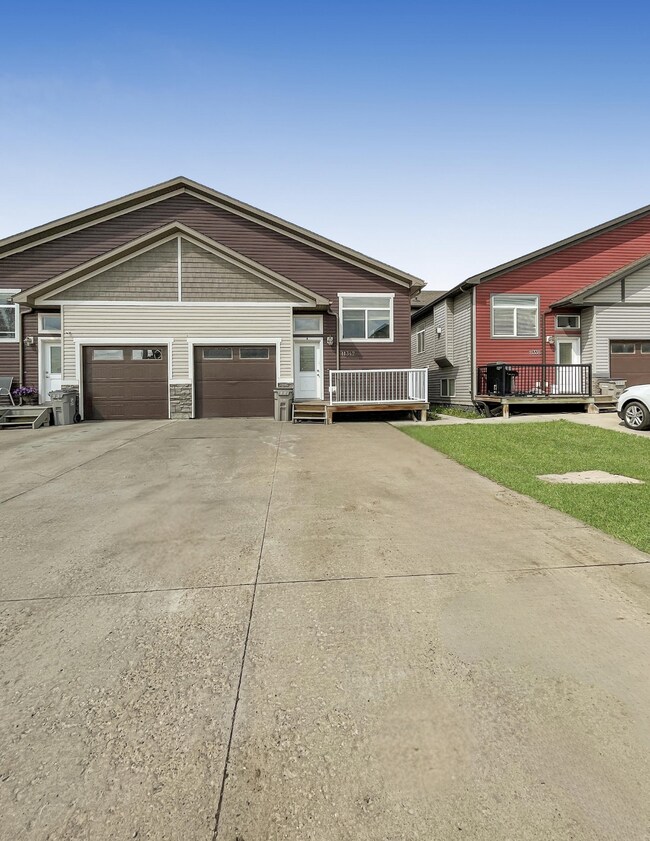 11342-113105 105 Ave in Grande Prairie, AB - Building Photo - Building Photo