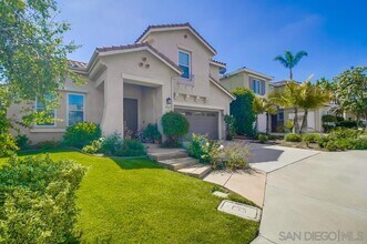 11569 Swan Lake Dr in San Diego, CA - Building Photo - Building Photo