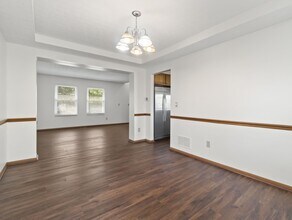 2236 Golden Meadows St in Grove City, OH - Building Photo - Building Photo