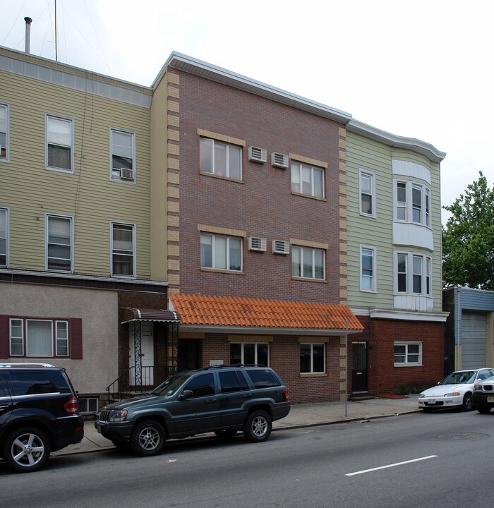 506 Market St in Newark, NJ - Building Photo