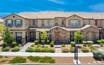 3220 McKenna Dawn Ave in Henderson, NV - Building Photo - Building Photo