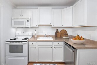 1 S Pennsylvania St, Unit 104 in Denver, CO - Building Photo - Building Photo