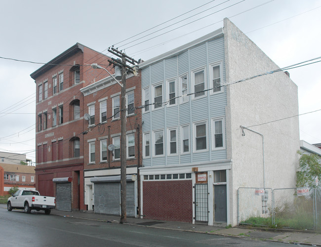 55 Newbury St in Lawrence, MA - Foto de edificio - Building Photo