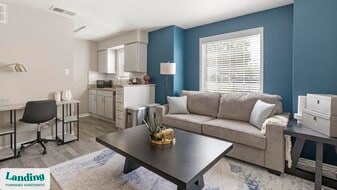 6000 Randolph Blvd in San Antonio, TX - Building Photo