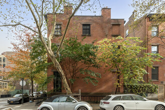 22 Orange St in Brooklyn, NY - Foto de edificio - Building Photo