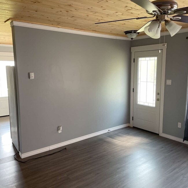 5024 49th Ave NW in Chetwynd, BC - Building Photo - Building Photo
