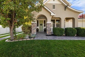 2007 W Bellagio Dr in Meridian, ID - Building Photo - Building Photo