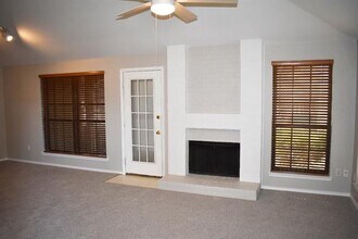 10300 Little Valley Rd in Fort Worth, TX - Building Photo - Building Photo