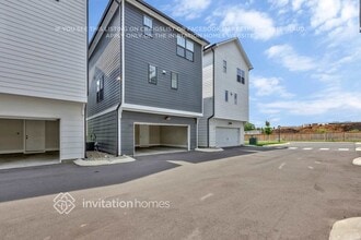 647 Vernon Ave in Nashville, TN - Building Photo - Building Photo