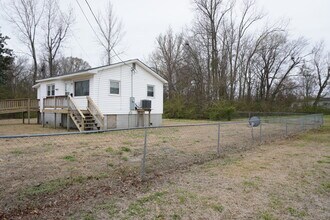 1021 F St in New Bern, NC - Building Photo - Building Photo