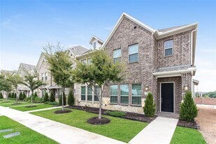 12834 Perrin Ln. in Farmers Branch, TX - Building Photo