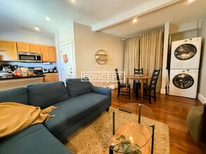 344 Centre St in Boston, MA - Foto de edificio - Building Photo