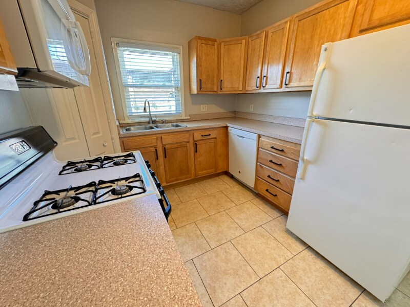 925 S 14th St in Lincoln, NE - Building Photo