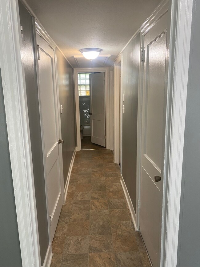2828 Little St in Natchez, MS - Building Photo - Building Photo