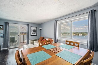 200 Cove Way, Unit 1012 in Quincy, MA - Building Photo - Building Photo