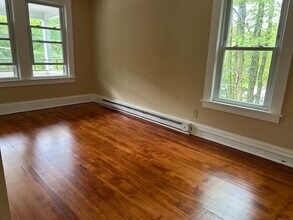 280 Hamilton Ave in Norwich, CT - Building Photo - Building Photo