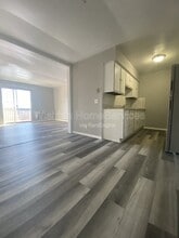 204 Charleston Blvd in Macomb, IL - Building Photo - Building Photo