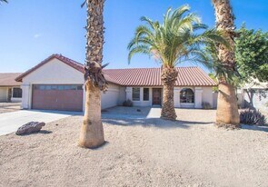 7602 W Sweetwater Ave in Peoria, AZ - Building Photo
