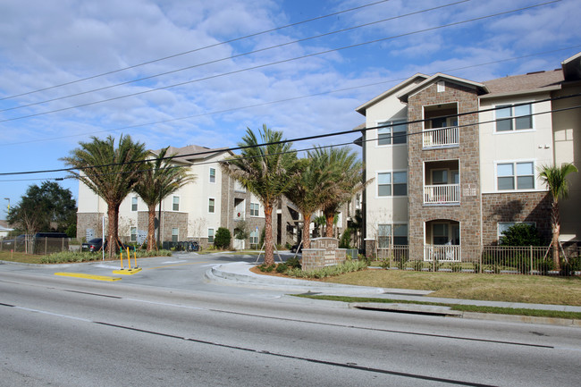 The Lodges at Pinellas Park in Pinellas Park, FL - Building Photo - Building Photo