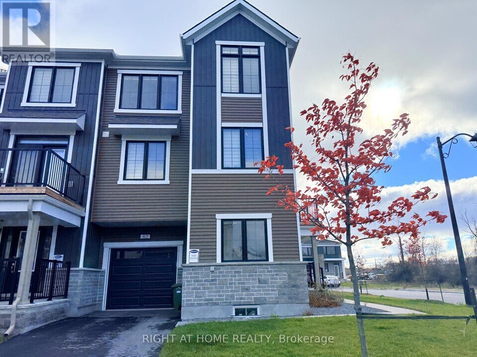 63 Stitch Mews in Ottawa, ON - Building Photo