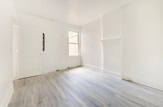 3422 Ward St, Unit Floor 3 in Pittsburgh, PA - Building Photo - Building Photo