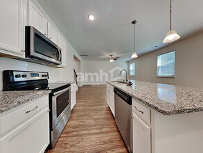 984 Theodore Rd in Awendaw, SC - Building Photo - Building Photo